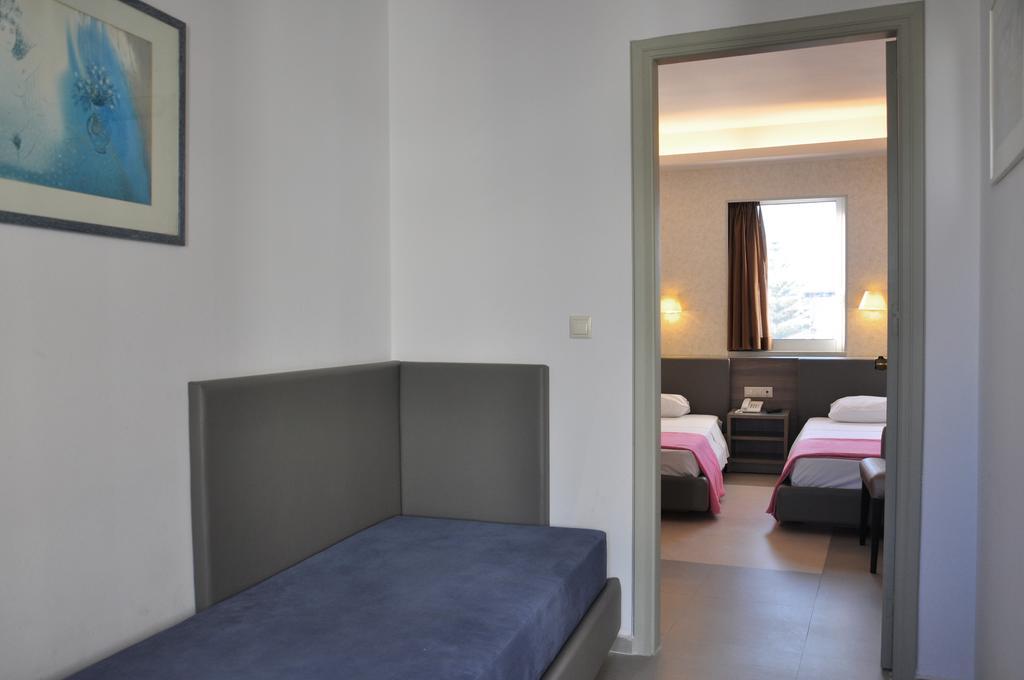 Astron Hotel Ierápetra Buitenkant foto