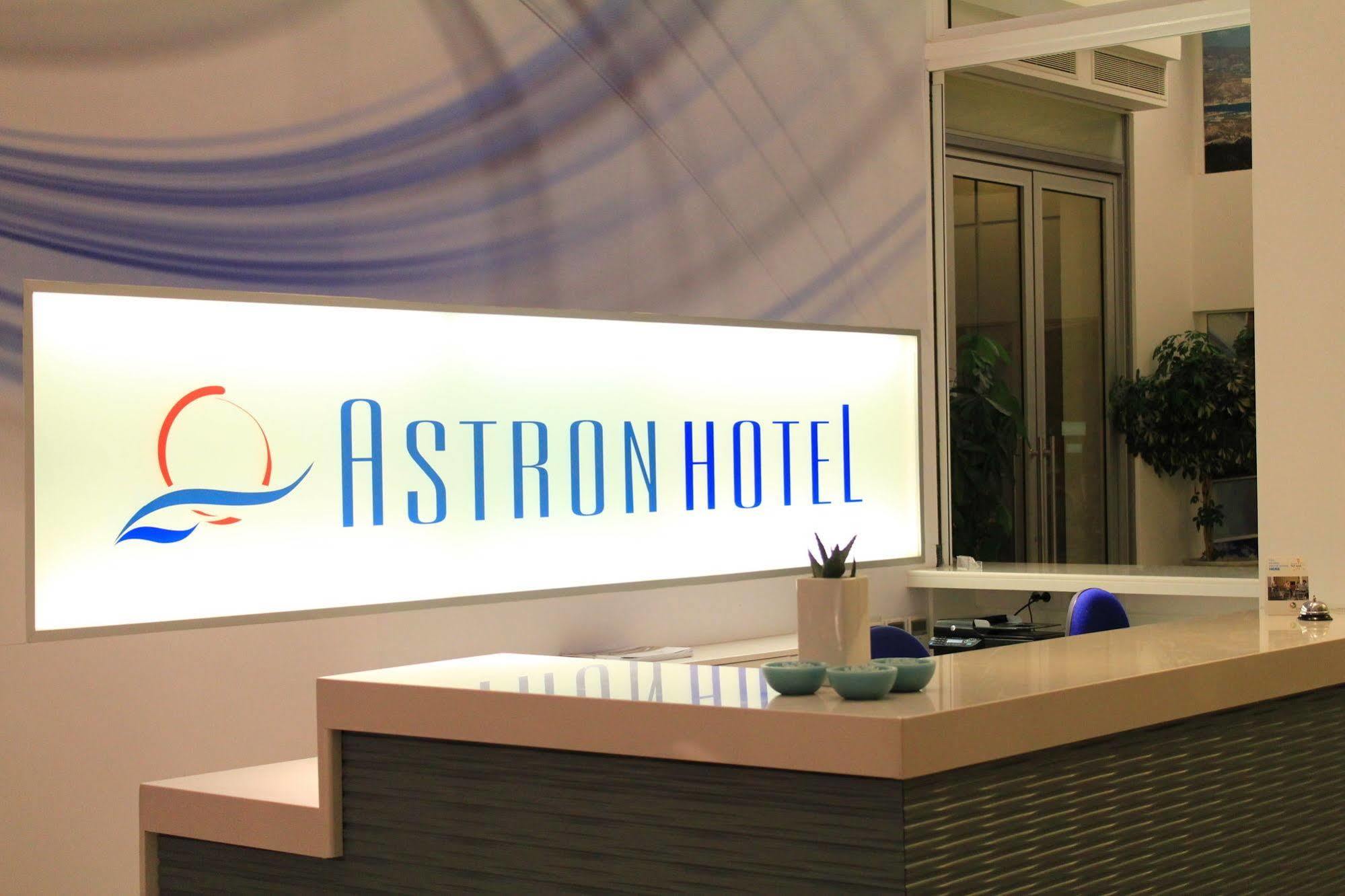 Astron Hotel Ierápetra Buitenkant foto